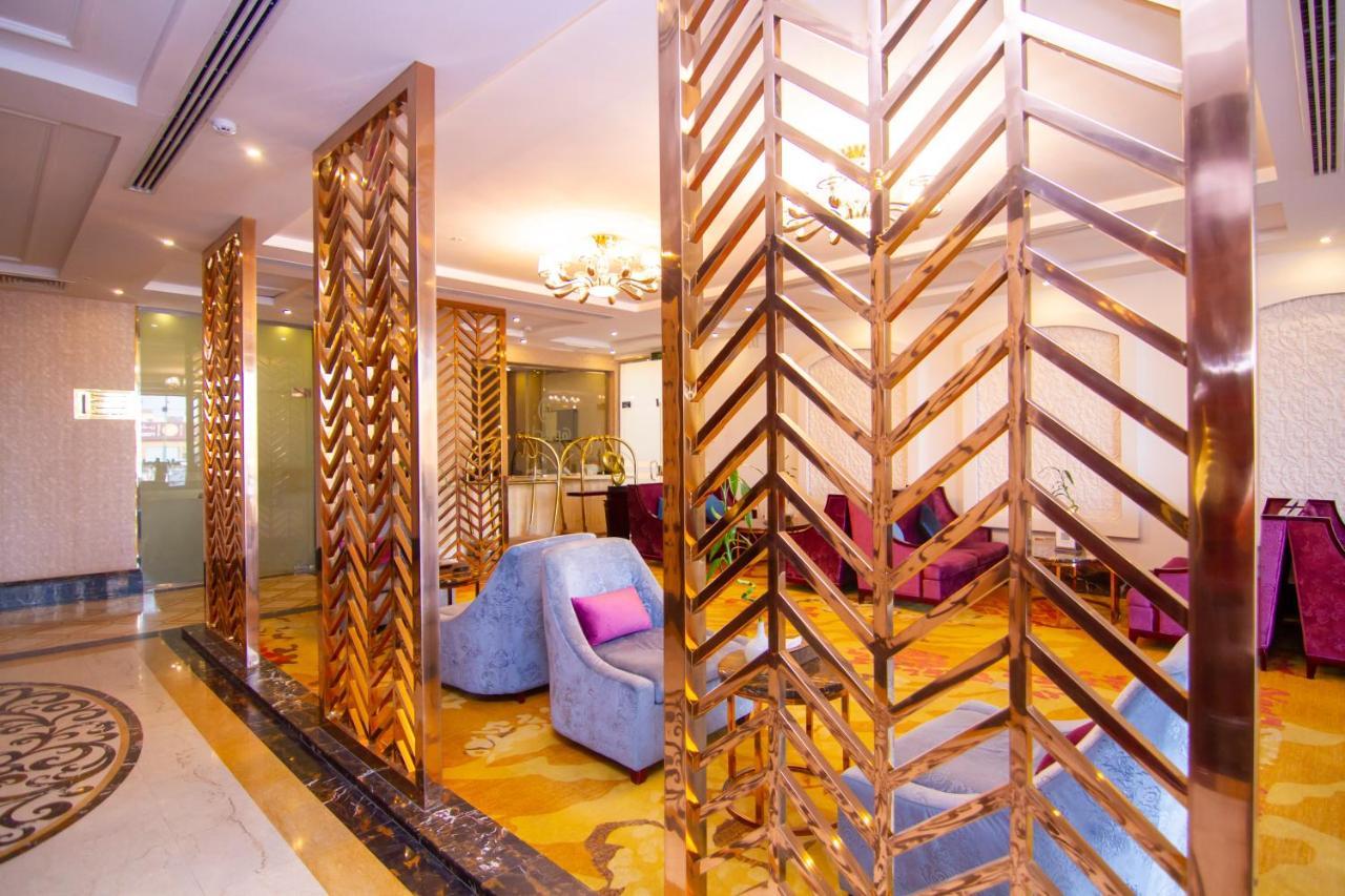 فندق هوليداي الخليج الرياض - Holiday Al Khaleej Hotel Dış mekan fotoğraf