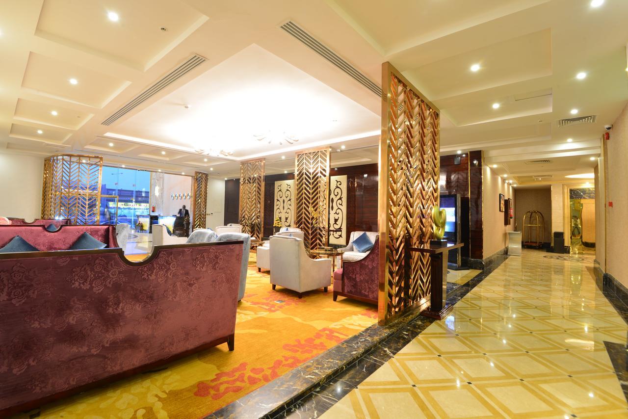 فندق هوليداي الخليج الرياض - Holiday Al Khaleej Hotel Dış mekan fotoğraf